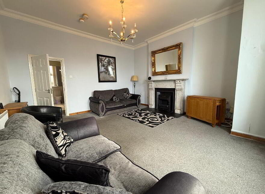 Apt 1, 76 The Promenade, Portstewart, BT55 7AF photo