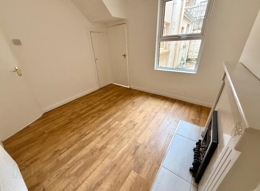 147 Lonemoor Road, Derry, BT48 9LA