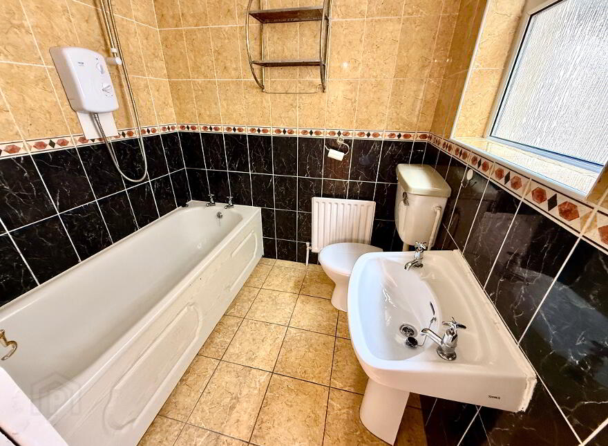 147 Lonemoor Road, Derry, BT48 9LA