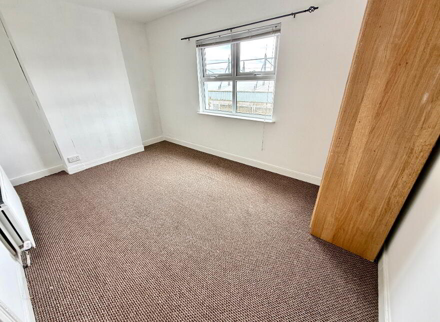 147 Lonemoor Road, Derry, BT48 9LA