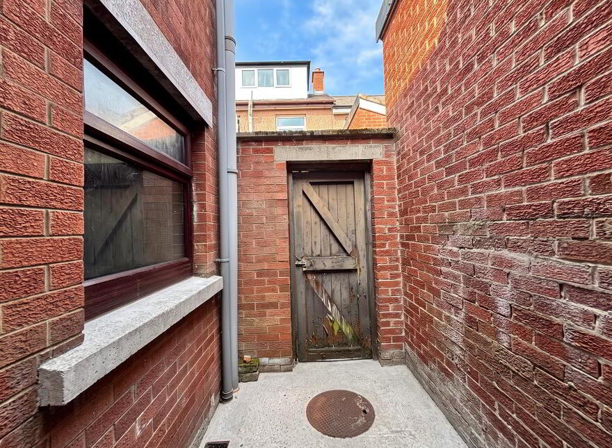 22 Holmdene Gardens, Belfast, BT14 7LL