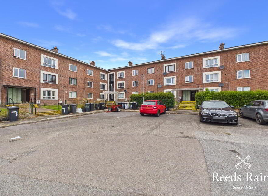11F Glassillan Grove, Greenisland, Carrickfergus, BT38 8TE