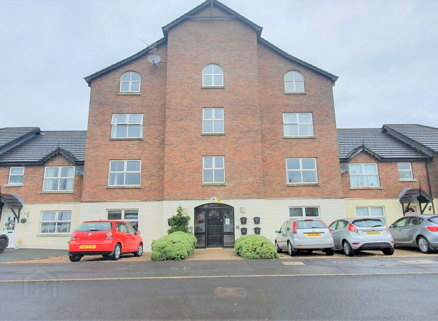 8 Gateside Park, Ballyclare, BT39 9GR