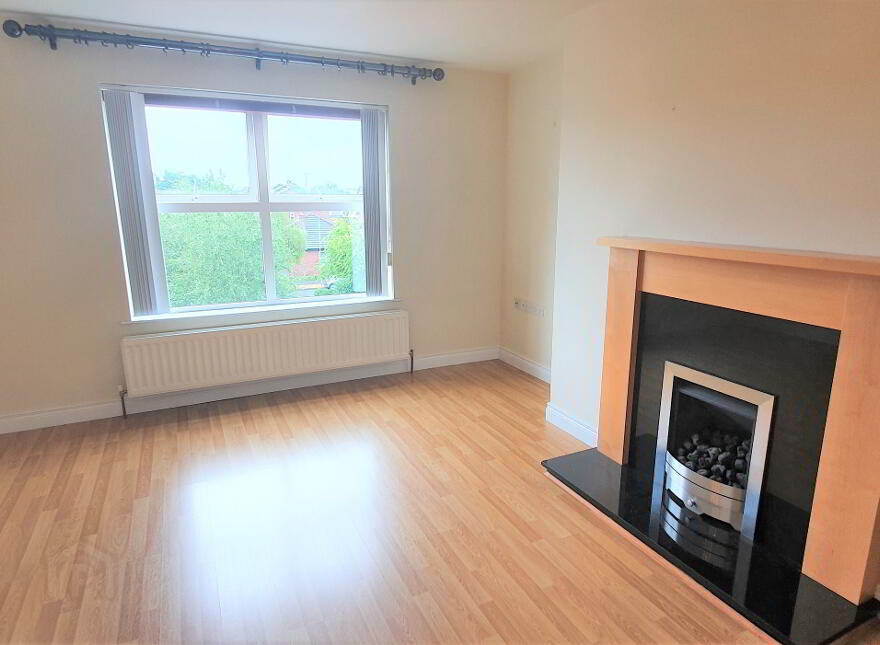 8 Gateside Park, Ballyclare, BT39 9GR