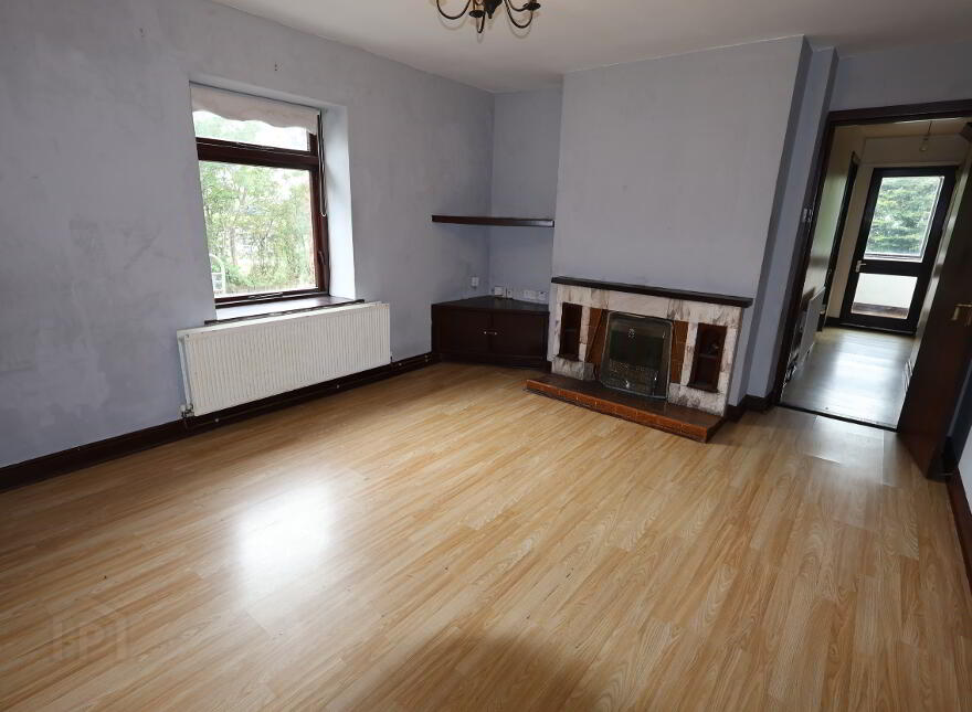 10 Lisnamanny Road, Martinstown, Ballymena, BT43 6QH