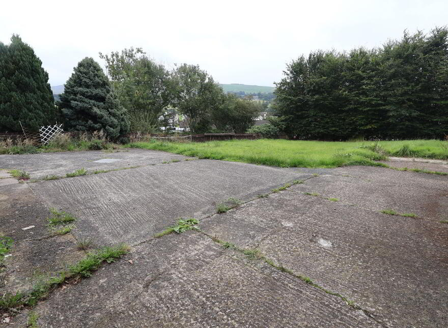 10 Lisnamanny Road, Martinstown, Ballymena, BT43 6QH