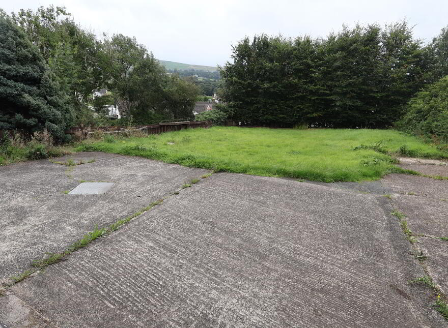 10 Lisnamanny Road, Martinstown, Ballymena, BT43 6QH