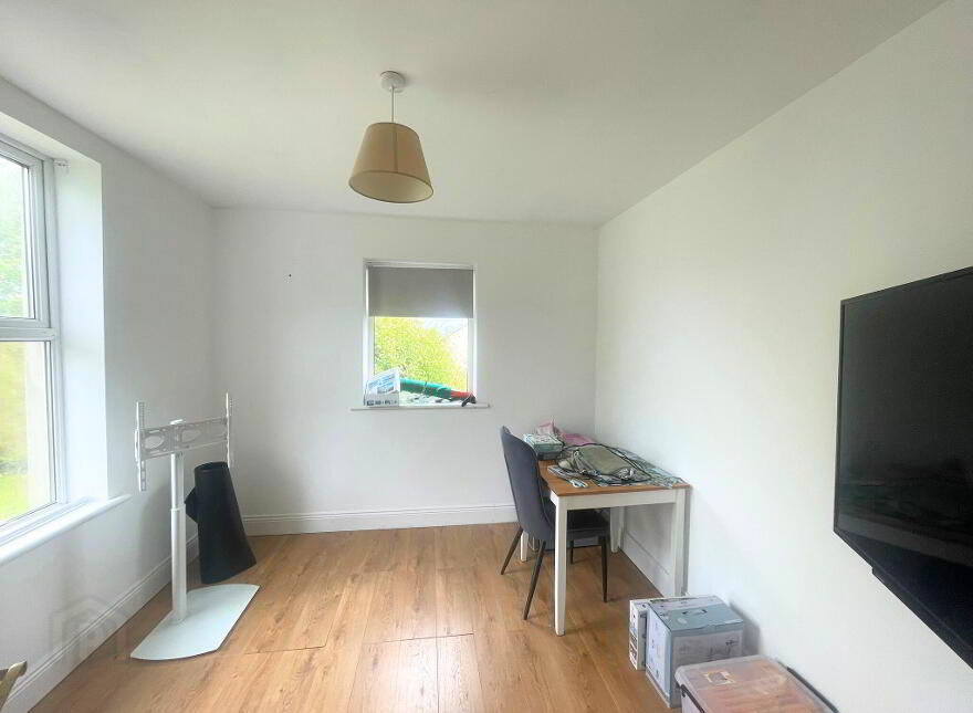 Ballinagare, Castlerea, F45RX00