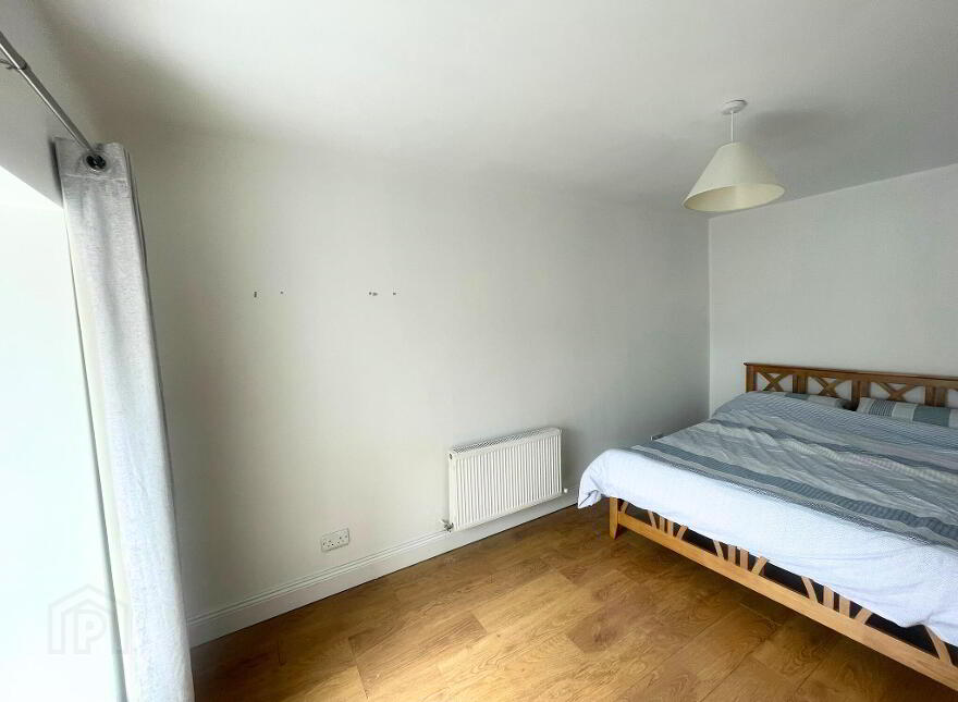 Ballinagare, Castlerea, F45RX00