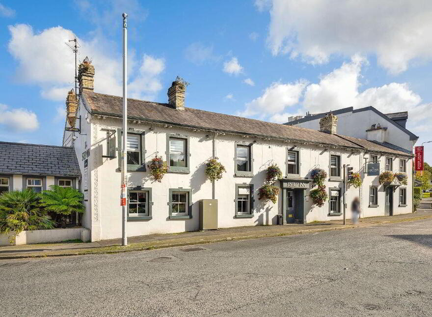 Cruagh Court, Stepaside, D18H365