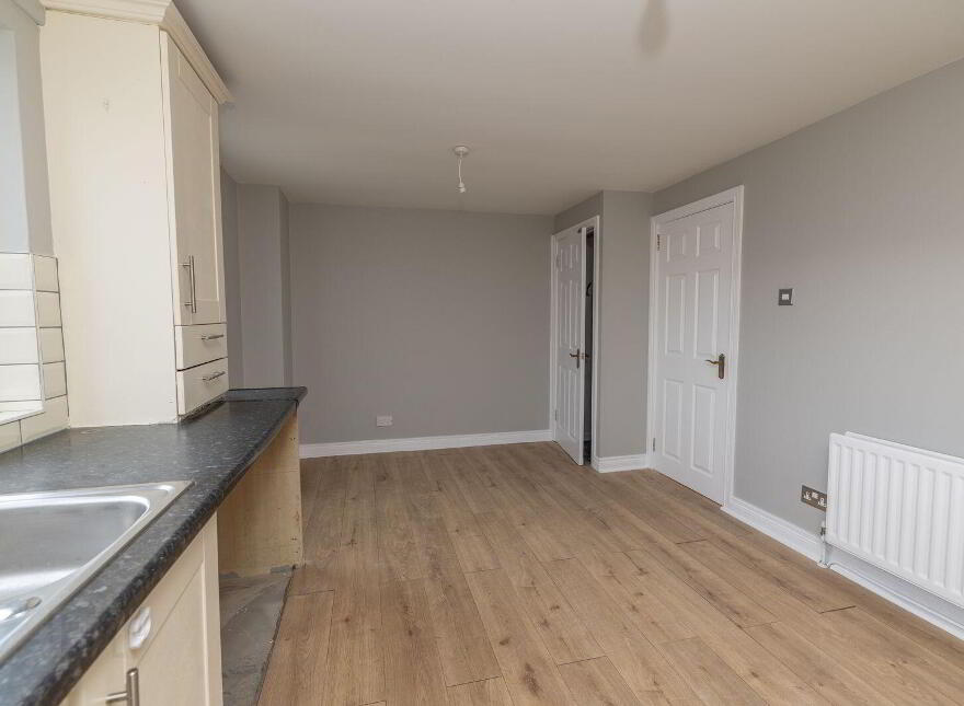 66 Rossmara Park, Warrenpoint, Newry, BT34 3NY