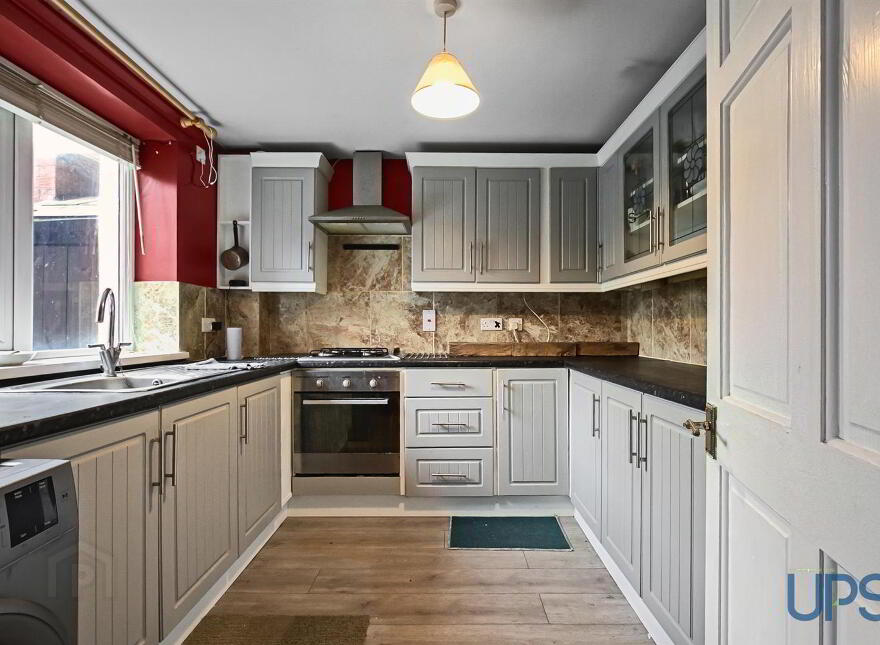 Apt, 150 Lenadoon Avenue, Lenadoon, Belfast, BT11 9HF