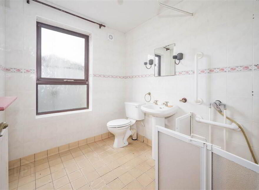 38 Donegall Gardens, Belfast, BT12 6NU