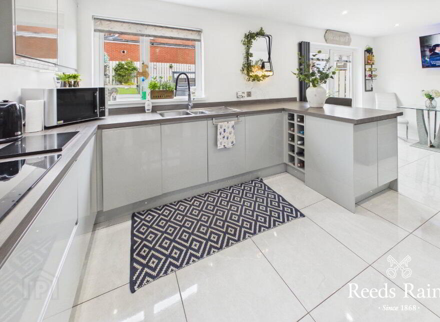 3 Ringhaddy Gardens, Newtownards, BT23 8YB