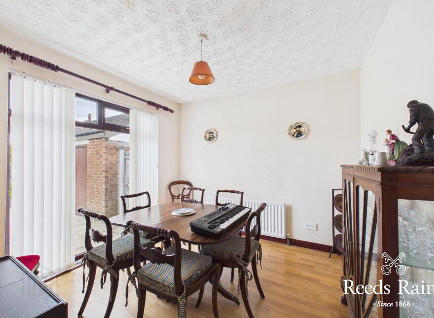 4 Sandringham Park, Carrickfergus, BT38 9EP
