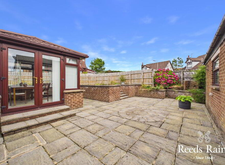 4 Sandringham Park, Carrickfergus, BT38 9EP