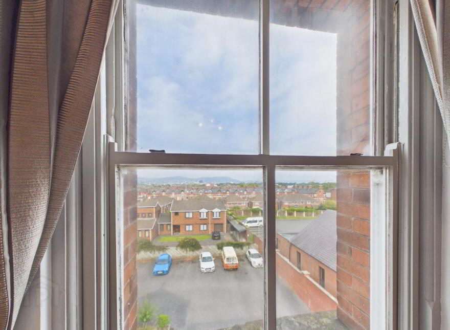 37 Rossmore Apartments, Ormeau Road, Belfast, BT7 3LA