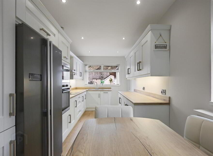 66 Owenvarragh Park, Andersonstown, Belfast, BT11 9BE