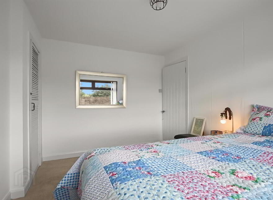 66 Owenvarragh Park, Andersonstown, Belfast, BT11 9BE