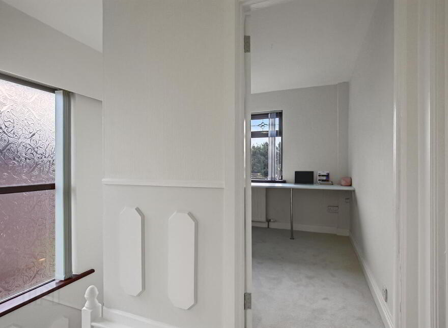 66 Owenvarragh Park, Andersonstown, Belfast, BT11 9BE