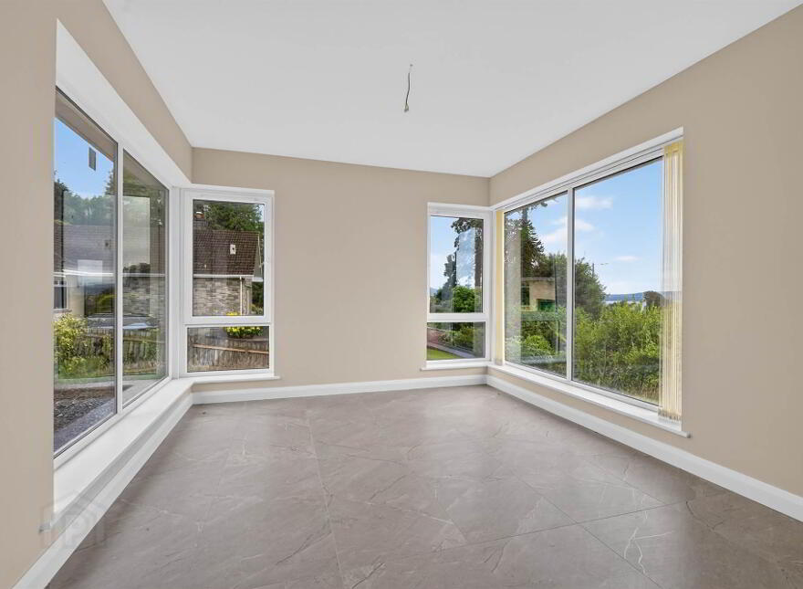 11 Larch Hill, Craigavad, Holywood, BT18 0JN