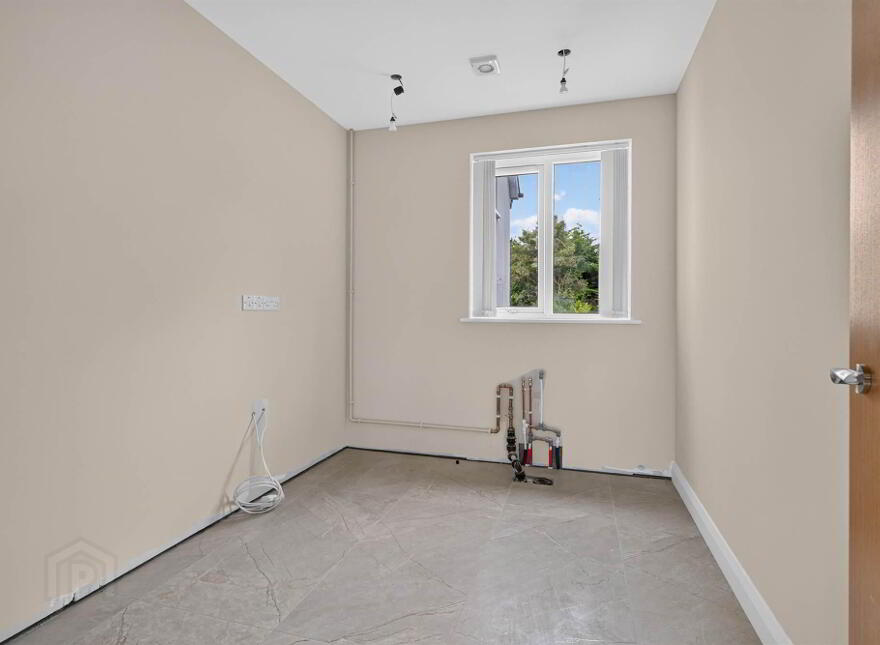 11 Larch Hill, Craigavad, Holywood, BT18 0JN