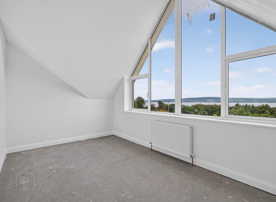 11 Larch Hill, Craigavad, Holywood, BT18 0JN