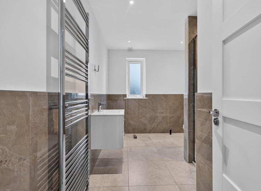 11 Larch Hill, Craigavad, Holywood, BT18 0JN