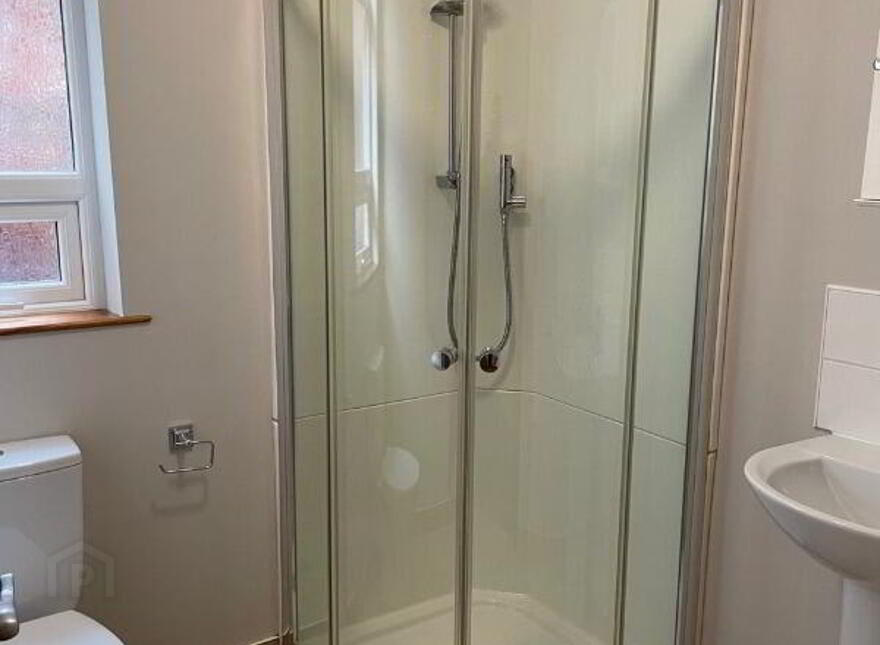 Apt 2, 33 Camden Street, Belfast, BT9 6AT