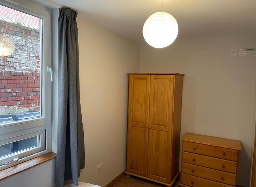 Apt 2, 33 Camden Street, Belfast, BT9 6AT