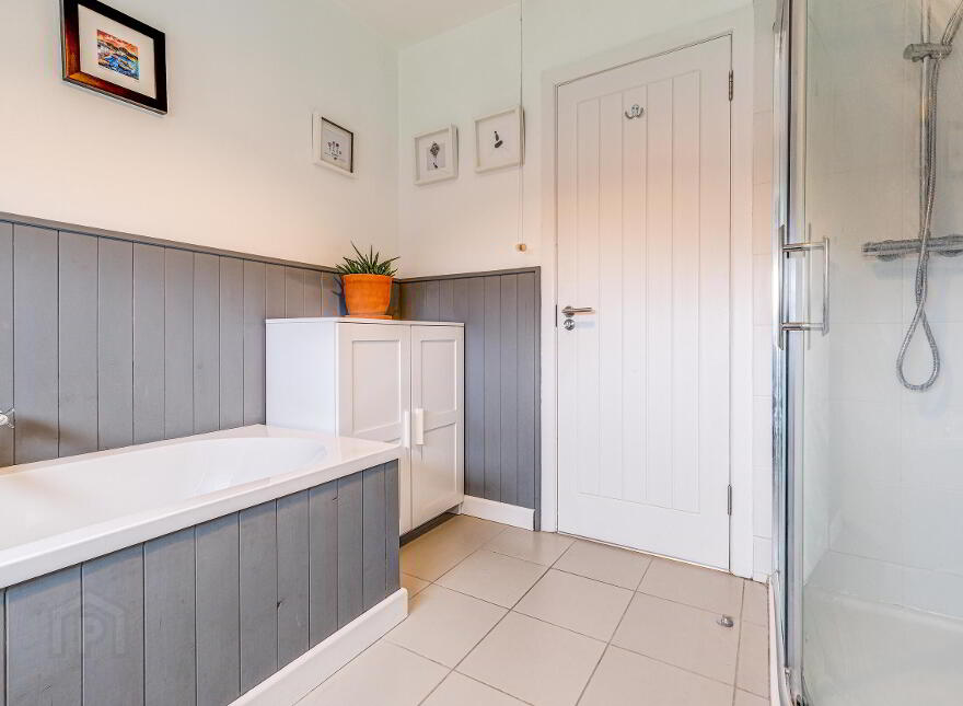 2 Apollo Crescent, Portrush, BT56 8SA