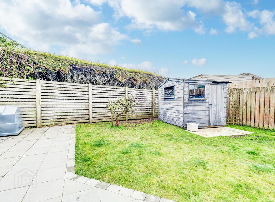 2 Apollo Crescent, Portrush, BT56 8SA