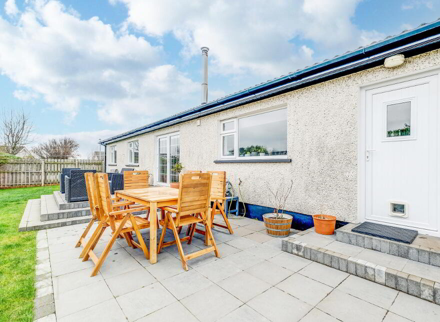 2 Apollo Crescent, Portrush, BT56 8SA