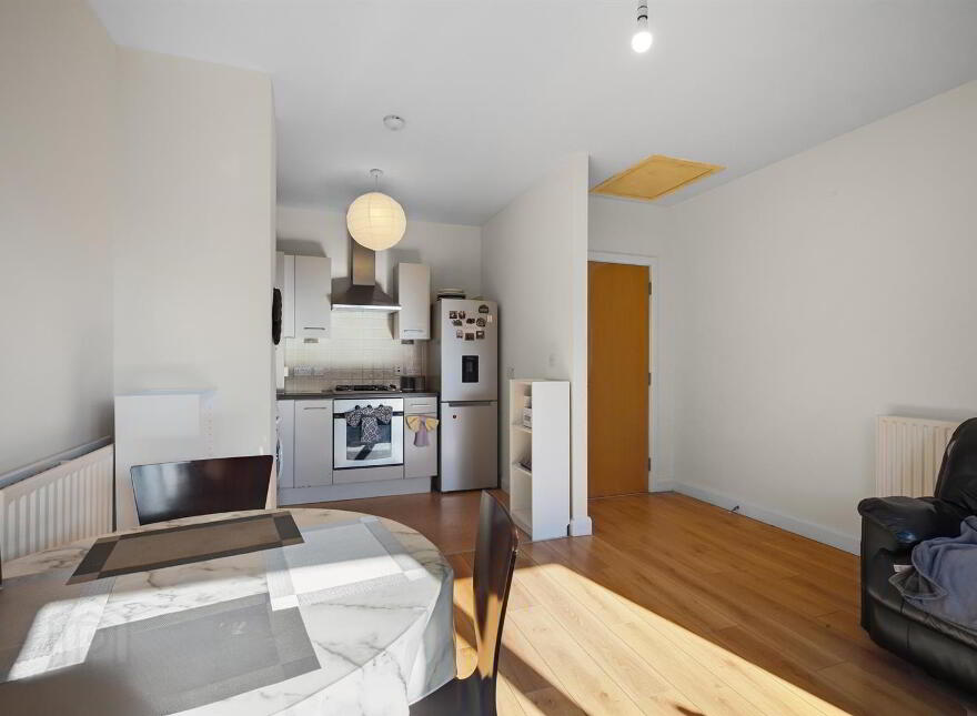 Apt 17, 112 Templemore Avenue, Belfast, BT5 4FX