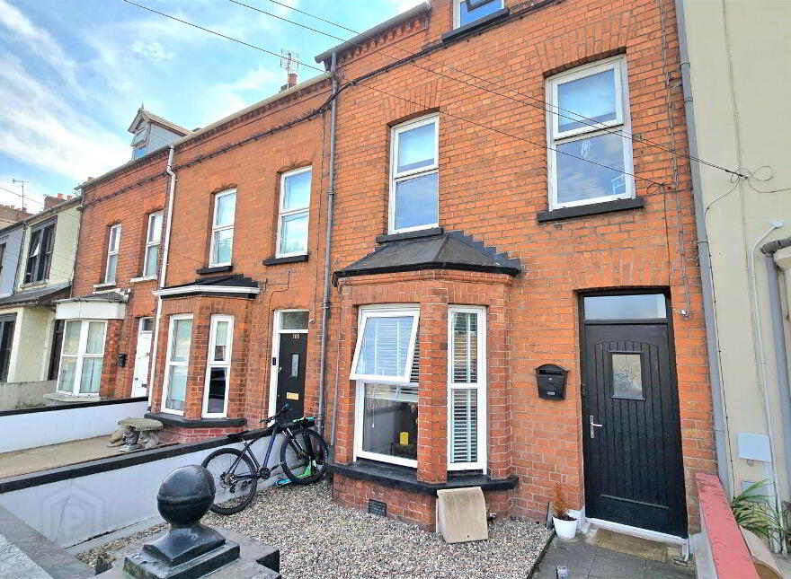110 Cullybackey Road, Ballymena, BT43 5DG