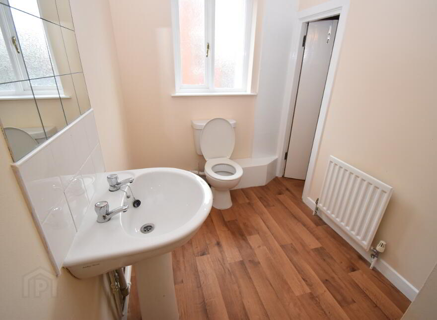 A, 383 Donegall Road, Belfast South, Belfast, BT12 6FR