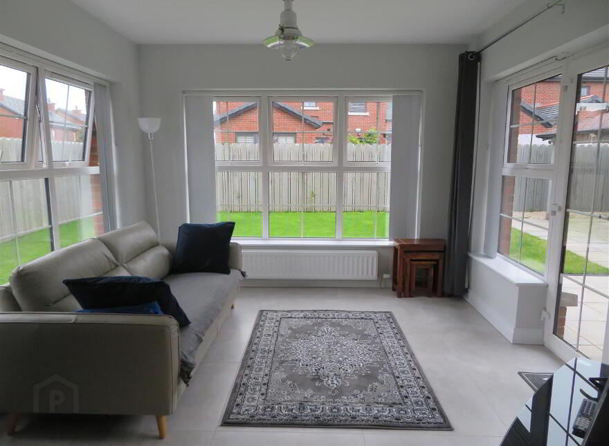 77 Beechcroft, Dollingstown, BT66 7GL