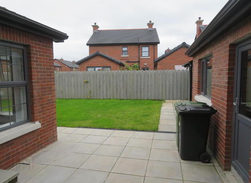 77 Beechcroft, Dollingstown, BT66 7GL