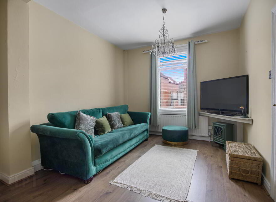 6 Harper Street, Belfast, BT5 4EN