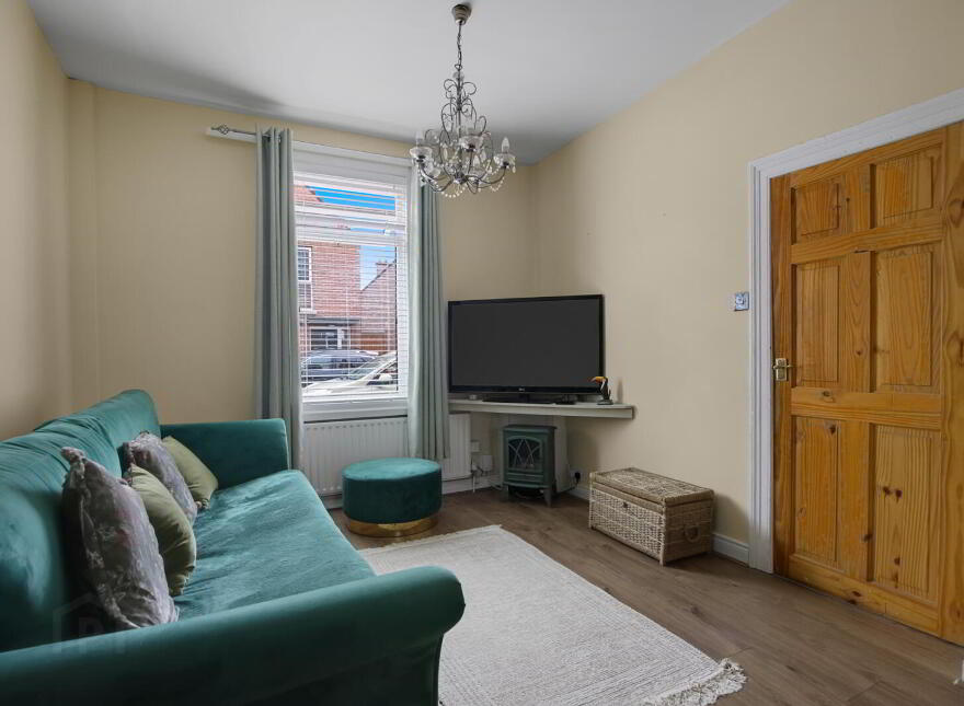 6 Harper Street, Belfast, BT5 4EN