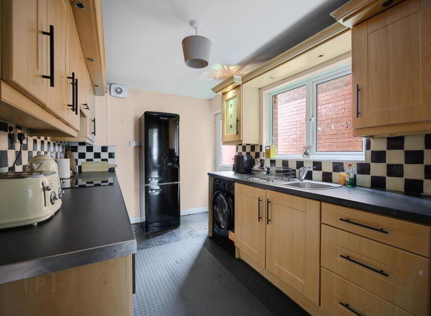 6 Harper Street, Belfast, BT5 4EN