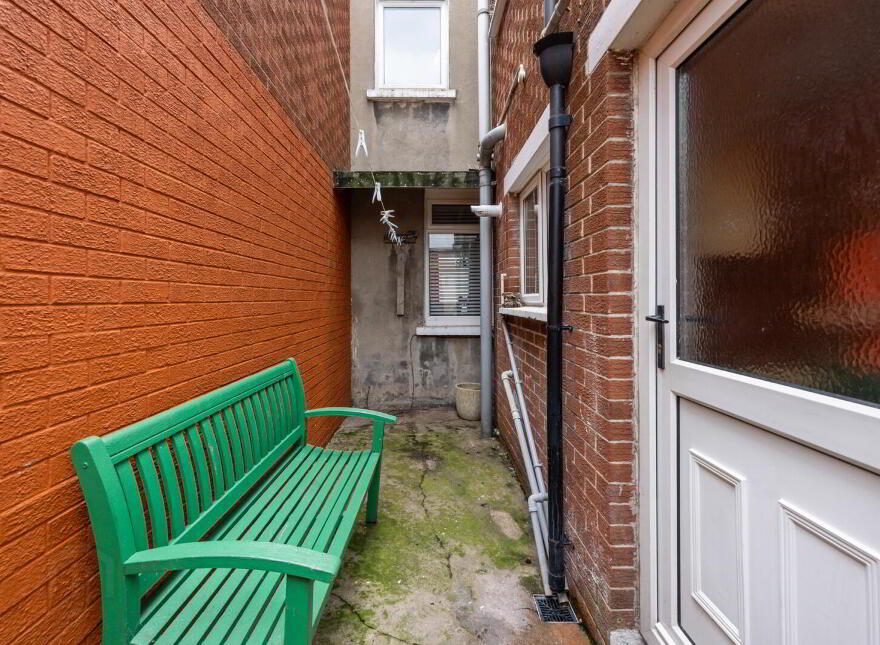 6 Harper Street, Belfast, BT5 4EN
