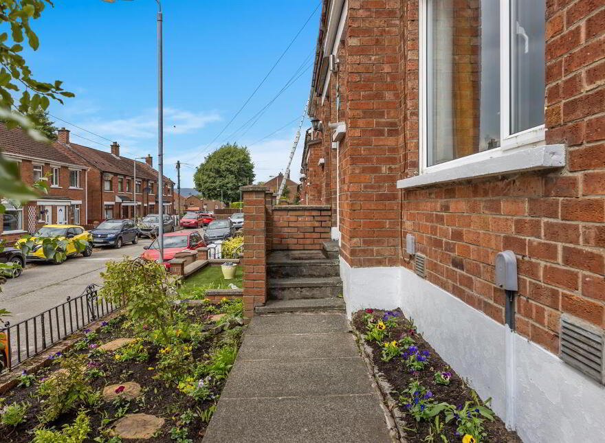 20 Knockmount Gardens, Belfast, BT5 6GP