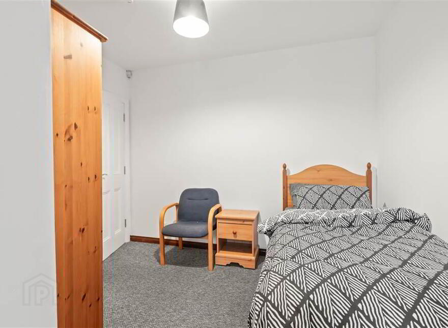 Bedroom 3, 10a Clonavon Terrace, Ballymena, BT43 5BE