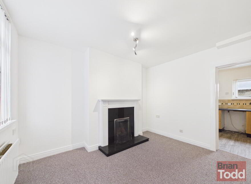 94 Bank Road, Larne, BT40 3AN