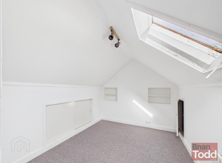 94 Bank Road, Larne, BT40 3AN