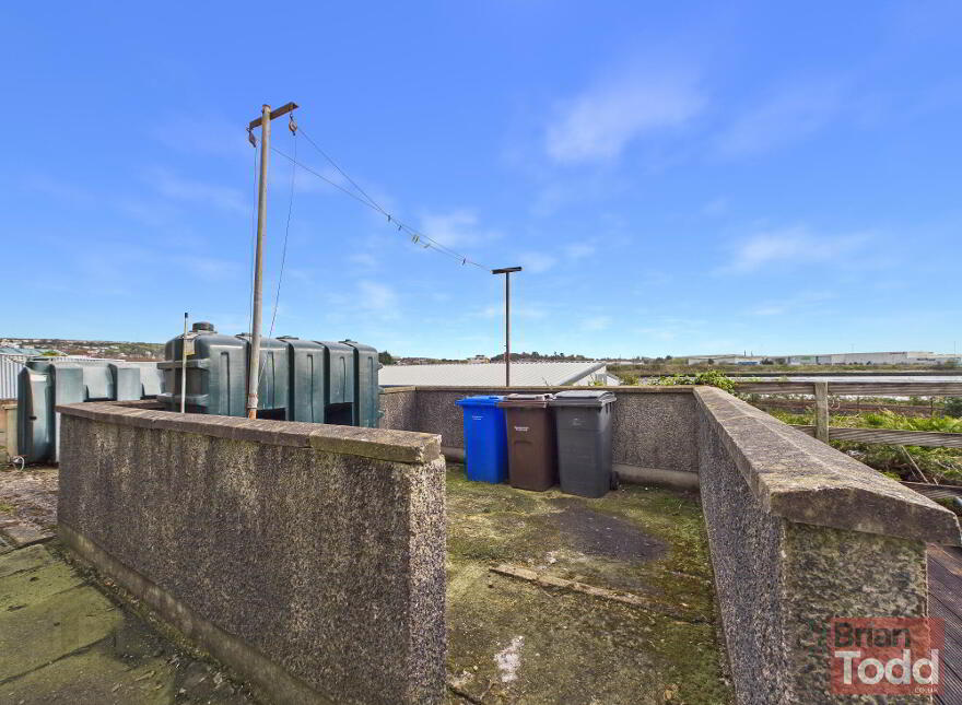 94 Bank Road, Larne, BT40 3AN