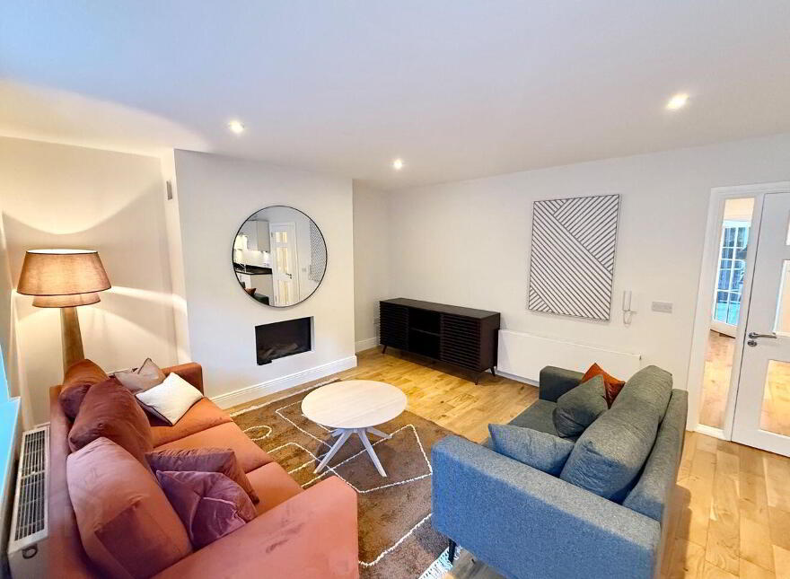 3 Lad Lane, Dublin 2, D02PV21
