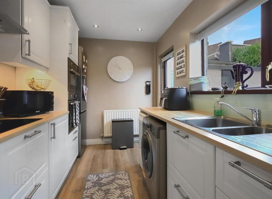 28 Derrycoole Way, Newtownabbey, BT37 9EL
