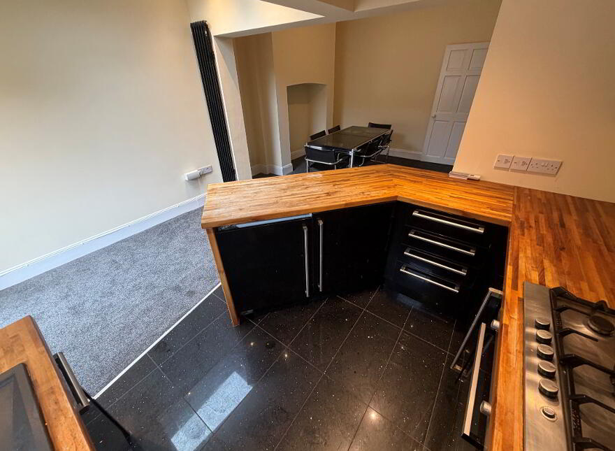 69 Lomond Avenue, Belfast, BT4 3AJ